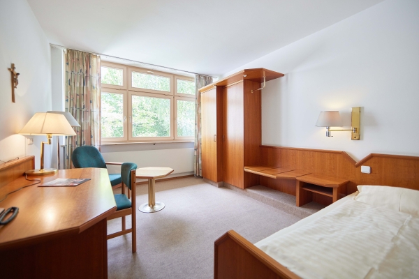 Zimmer im Gästehaus auf dem Campus Don Bosco