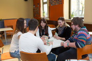 Lounge_Spielen